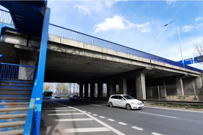 Ostrava zažívá dopravní peklo. Začala demolice dalších mostů na Rudné