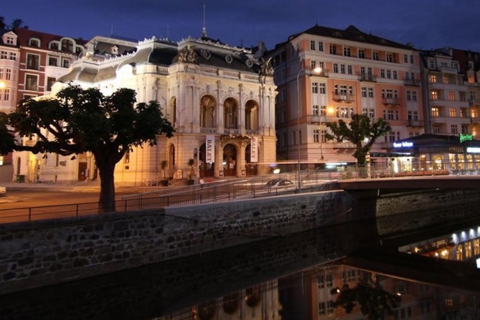 Karlovarský kraj si užívá kulturní a společenské akce