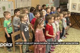 Pěvecký sbor Dvořáček ze školky v centru Ostravy se chystá na výroční koncert