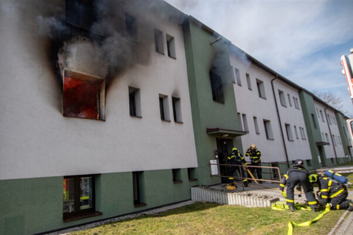 Tragický požár v domě s pečovatelskou službou v Petřvaldu, jeden muž zemřel