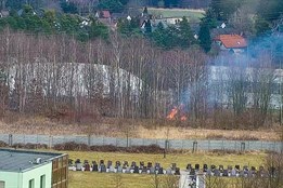 Požár za Boleveckým hřbitovem mohl skončit hůře