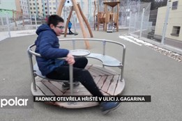 Radnice otevřela nové multifunkční hřiště v ulici J. Gagarina