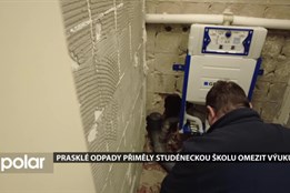 Prasklé odpady přiměly studéneckou školu omezit výuku, kombinuje i domácí studium a exkurze