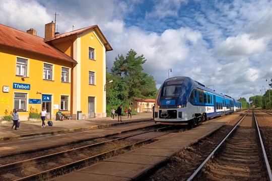 Nové RegioFoxy přijíždějí do Jihočeského kraje. České dráhy nasadily do provozu první jihočeské jednotky